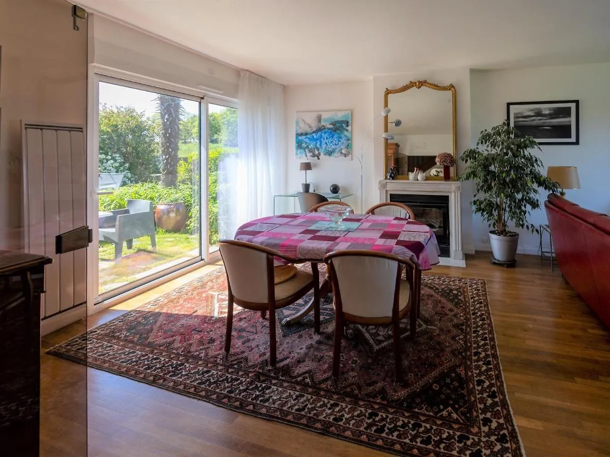 Holiday Home With Sea View, Perros Guirec  Perros-Guirec