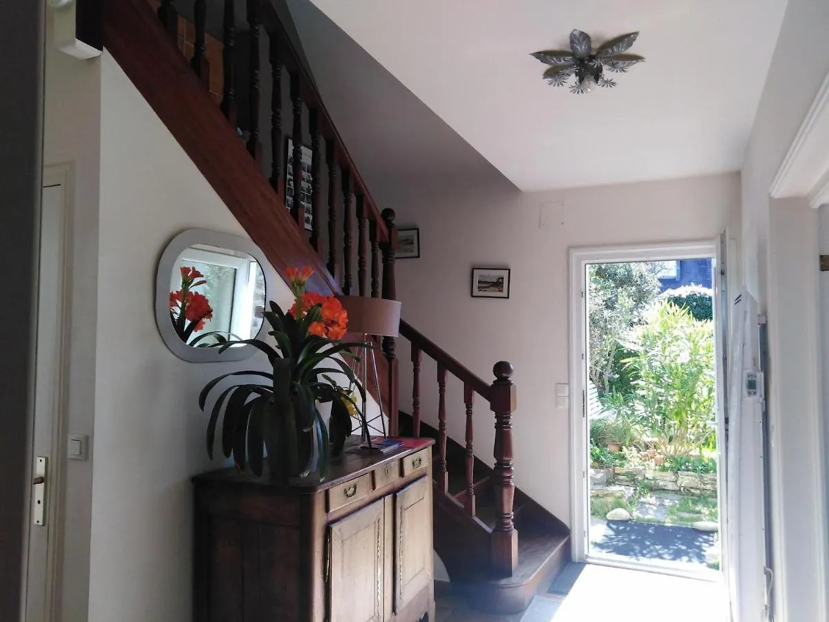 Holiday Home With Sea View, Perros Guirec 0*, Perros-Guirec