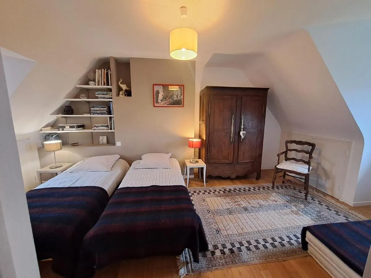 Holiday Home With Sea View, Perros Guirec